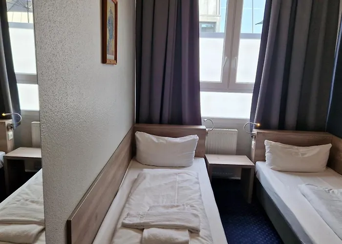 Mercedes/centrum Hotel