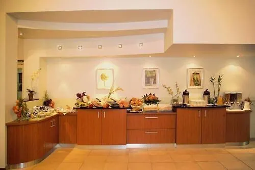 Mercedes/centrum Hotel